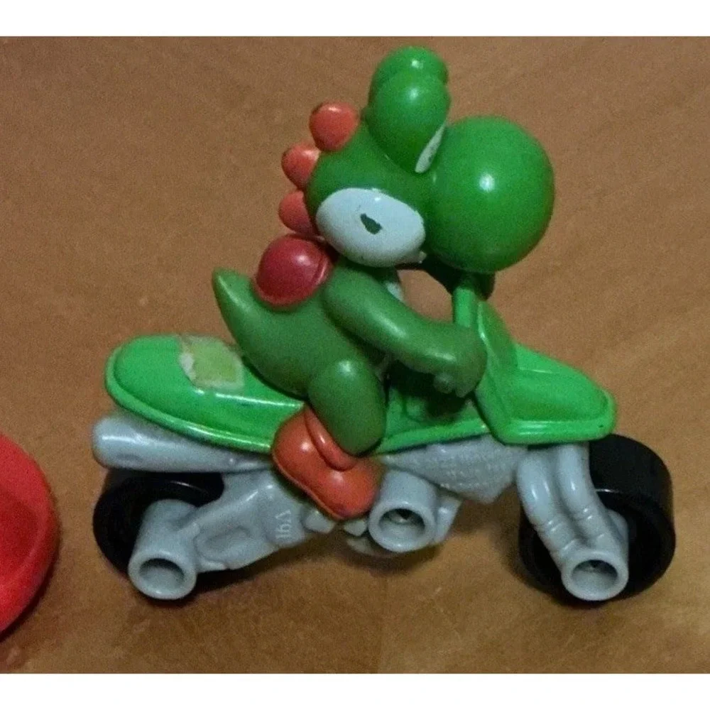 5 Pc 2022 Mario Kart McDonald Happy Meal Toys, Mario, Bowser, Yoshi, Donkey Kong